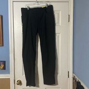 Men’s Golf tech pants size 36x32 NEW with tags
